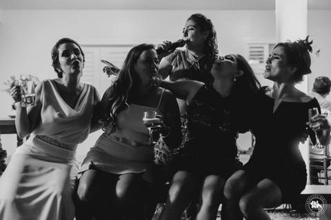 Casamento ao por-do-sol de Virgínia e Sena Jr na Praia do Olho D'água em São Luís'