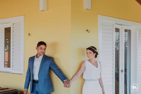 Casamento ao por-do-sol de Virgínia e Sena Jr na Praia do Olho D'água em São Luís'