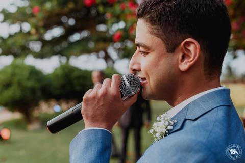 Casamento ao por-do-sol de Virgínia e Sena Jr na Praia do Olho D'água em São Luís'