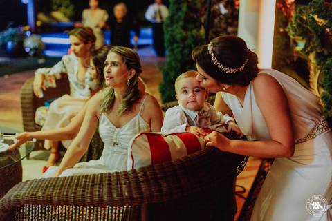 Casamento ao por-do-sol de Virgínia e Sena Jr na Praia do Olho D'água em São Luís'