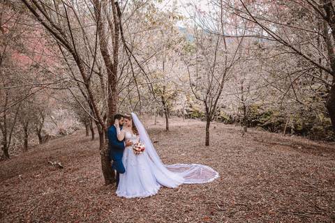 Ensaio Externo - Pedra Azul - pós wedding - Edy Ferreira - Fotografo de casamento - fotografo de guarapari - noivas 2022'
