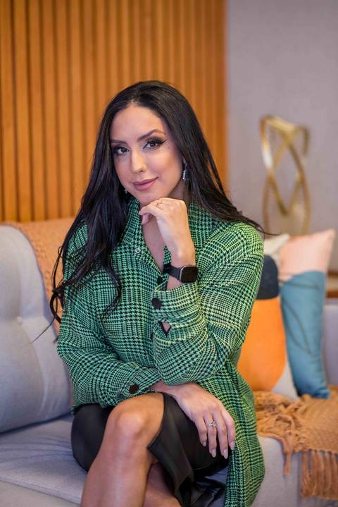 retrato de Luciana Ribeiro para posicionamento de imagem pessoal e profissional realizado em Vitória - ES por Paulo Mota Fotografia, fotografia de retratos, ensaio feminino'