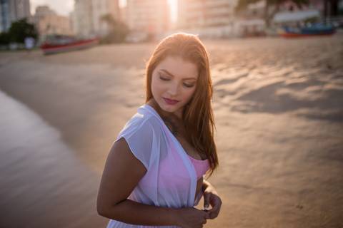 ensaio fotográfico feminino Paulo Mota Fotografia, realizado na praia de Itapuã Vila Velha - ES. '
