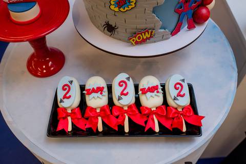 fotografia de decoração aniversário infantil homem-aranha em vitória es'