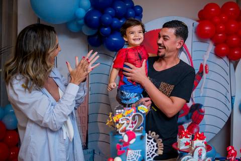 aniversario infantil, tema homem aranha. mesa decorada, parabéns, fotografia em vitória - es'