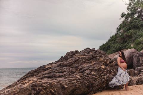 GESTANTE NA PEDRA PRAIA DOS PADRES, ENSAIO DE GESTANTE EM GUARAPARI'