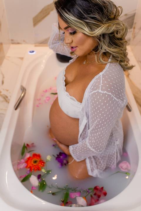 fotografia ensaio gestante banheira - salao aline bianca - serra es'