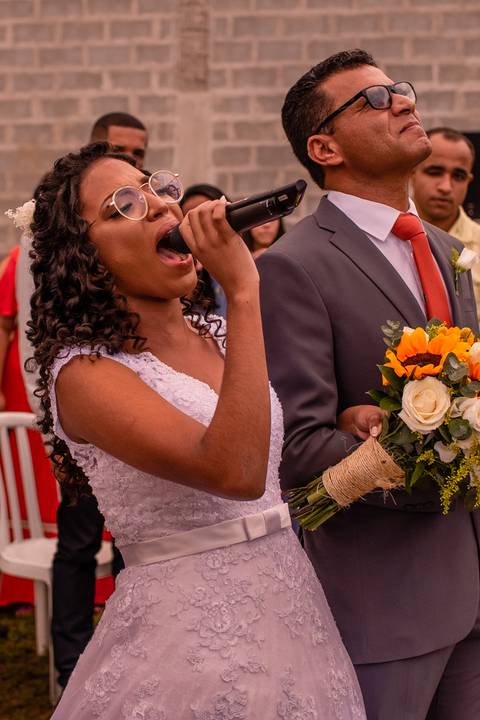 casamento viana-es, fotografia casamento, noiva cantando, entrada da noiva'