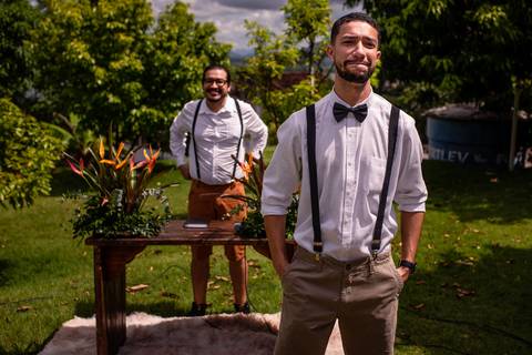 Fotografia de Casamento ao Ar Livre - Expectativa do Noivo - Entrada Da noiva - Vitoria - ES'