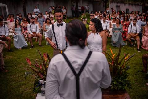 Fotografia de celebração de casamento ao ar livre - Vitoria ES'
