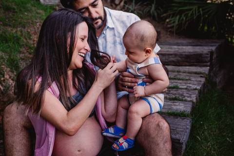 ensaio fotografico gestante - escada madeira - ilha do frade - praia - vitoria es'