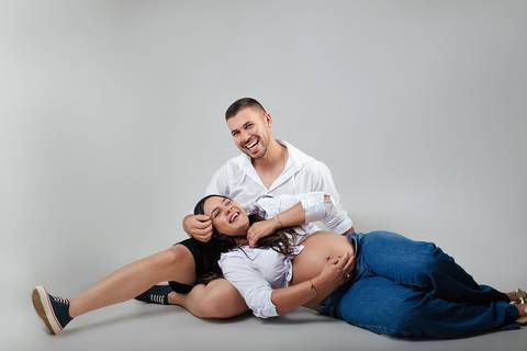 Ensaio gestante estúdio - Leh fotógrafa'
