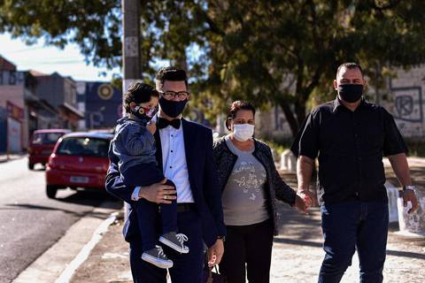 Casamento no cartório Sapobemba, covid19, pandemia, de mascaras, casamento 2020'