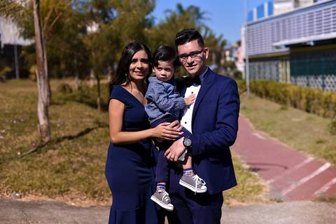 sapopemba, durante a pandemia, casamento 2020, sentimento, emoção, casando de mascaras, criança assistindo no celular,'