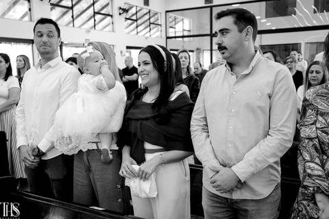 foto preto e branco familiares em batizado - fotografa em sp sbc abc'