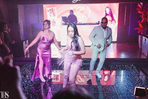 debutante com mãe e principe na abertura de pista fotografa em sp'