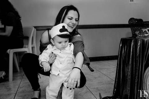 Mãe e filho se divertindo na festa de 1 aninho em São Bernardo do Campo - SP'