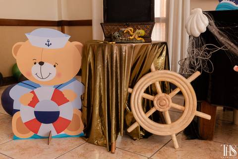 Decoração Ursinho marinheiro festa infantil realizada na cidade de São Bernardo do Campo. Foto pela fotografa Thaís Silvério.'