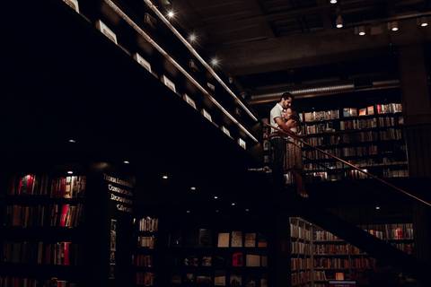 pre wedding diferente carol e rafa livraria da travessa ribeirão shopping ribeirão preto sp'