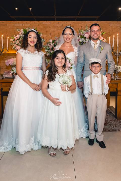 Fotografo de casamento ribeirao preto fotografia de casamento ribeirao preto casamento coco bambu ribeirao preto vestido de noiva terno de noivo terno cinza claro shopping iguatemi ribeirao decoraçao de casamento vestido de daminha pajem roupa de pajem'