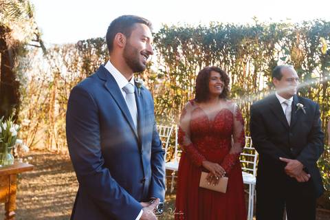 Casamento Vale Imperial Eventos Mococa casamento no campo casamento ao ar livre casamento no por do sol fotografo de casamento em ribeirao preto fotografia de casamento ribeirao preto terno azul marinho crawford terno de noivo cerimonia no campo '