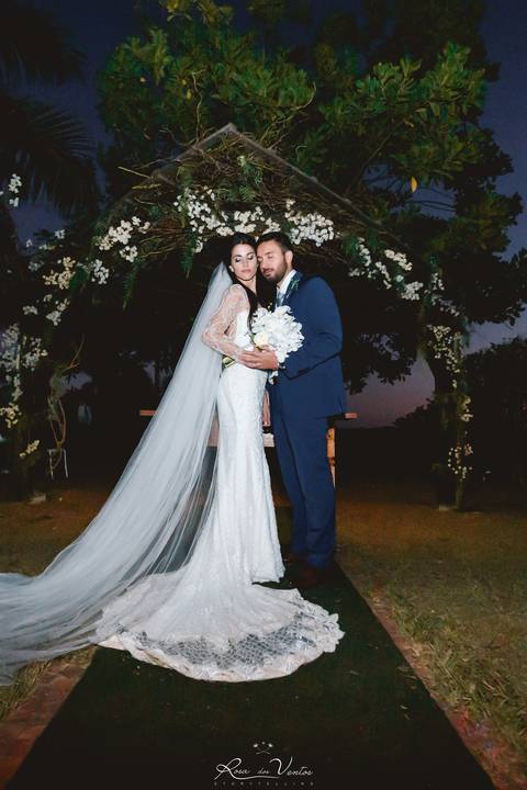 Casamento Vale Imperial Eventos Mococa casamento no campo casamento ao ar livre casamento no por do sol fotografo de casamento em ribeirao preto fotografia de casamento ribeirao preto vestido de noiva terno azul terno de noivo crawford cerimonia no campo'