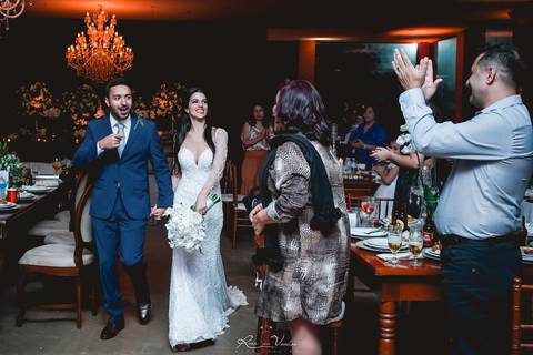 Casamento Vale Imperial Eventos Mococa fotografo de casamento ribeirao preto fotografia de casamento ribeirao preto casamentos vestido de noiva terno azul terno de noivo crawford festa de casamento decoração buffet de casamento vestido para festa de casam'