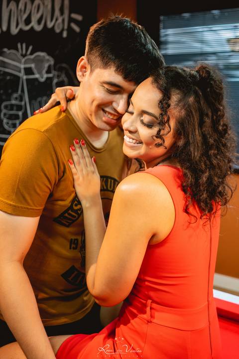 fotografo de casamento ribeirao preto fotografo ribeirão preto ensaio de casal ribeirao preto ensaio pre wedding ribeirao preto ensaio de casal em bar ensaio de casal diferente ensaio casal ribeirao preto ensaio de casal em sinuca ensaio de casal criativo'