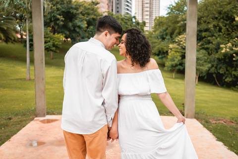 fotografo de casamento ribeirao preto fotografo ribeirão preto ensaio de casal ribeirao preto ensaio pre wedding ribeirao preto pre wedding no campo ensaio de casal ao ar livre ensaio de casal no campo parque olhos dagua ensaio casal ribeirao preto'