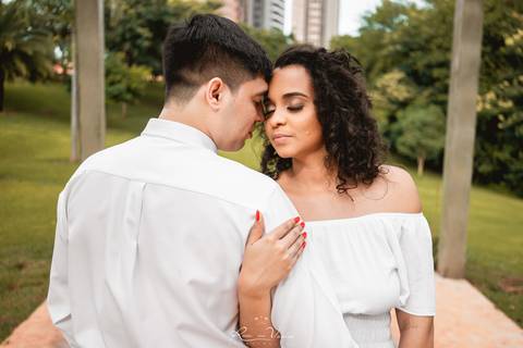fotografo de casamento ribeirao preto fotografo ribeirão preto ensaio de casal ribeirao preto ensaio pre wedding ribeirao preto pre wedding no campo ensaio de casal ao ar livre ensaio de casal no campo parque olhos dagua ensaio casal ribeirao preto'