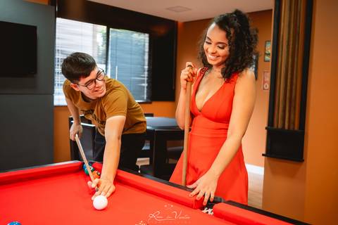 fotografo de casamento ribeirao preto fotografo ribeirão preto ensaio de casal ribeirao preto ensaio pre wedding ribeirao preto ensaio de casal em bar ensaio de casal diferente ensaio casal ribeirao preto ensaio de casal em sinuca ensaio de casal criativo'