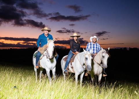 Laura-15-anos-Pilar-do-Sul-SP.'
