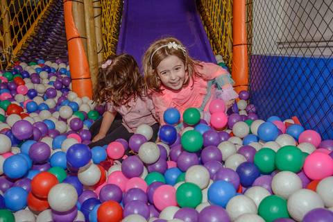 

kikarodrigues, fotografo, eventos, guarulhos, festa, infantil, aniversario, enrolados, rapunzel, buffet, moóca, criança, bebê, star kids, guarulhos, lilás, roxo, família, espontâneas'