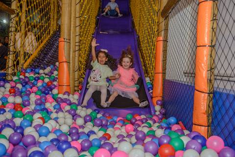 

kikarodrigues, fotografo, eventos, guarulhos, festa, infantil, aniversario, enrolados, rapunzel, buffet, moóca, criança, bebê, star kids, guarulhos, lilás, roxo, família, espontâneas'