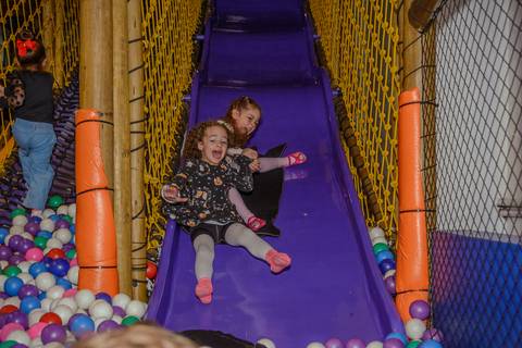 

kikarodrigues, fotografo, eventos, guarulhos, festa, infantil, aniversario, enrolados, rapunzel, buffet, moóca, criança, bebê, star kids, guarulhos, lilás, roxo, família, espontâneas'