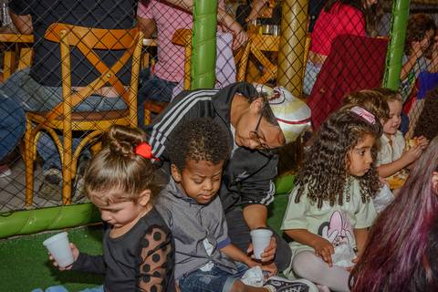 

kikarodrigues, fotografo, eventos, guarulhos, festa, infantil, aniversario, enrolados, rapunzel, buffet, moóca, criança, bebê, star kids, guarulhos, lilás, roxo, família, espontâneas'