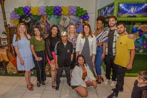 

kikarodrigues, fotografo, eventos, guarulhos, festa, infantil, aniversario, enrolados, rapunzel, buffet, moóca, criança, bebê, star kids, guarulhos, lilás, roxo, família, espontâneas'