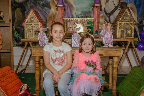 

kikarodrigues, fotografo, eventos, guarulhos, festa, infantil, aniversario, enrolados, rapunzel, buffet, moóca, criança, bebê, star kids, guarulhos, lilás, roxo, família, espontâneas'