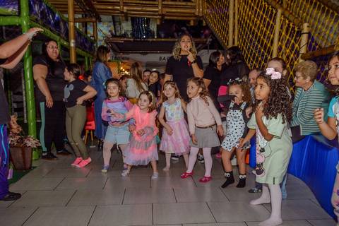 

kikarodrigues, fotografo, eventos, guarulhos, festa, infantil, aniversario, enrolados, rapunzel, buffet, moóca, criança, bebê, star kids, guarulhos, lilás, roxo, família, espontâneas'