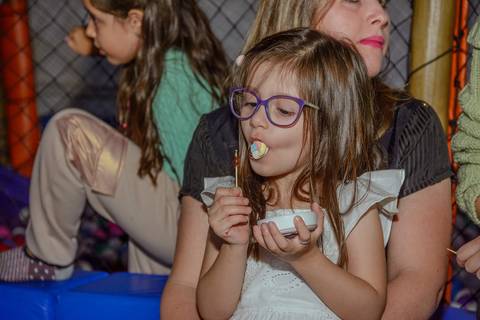 

kikarodrigues, fotografo, eventos, guarulhos, festa, infantil, aniversario, enrolados, rapunzel, buffet, moóca, criança, bebê, star kids, guarulhos, lilás, roxo, família, espontâneas'