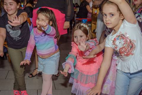 

kikarodrigues, fotografo, eventos, guarulhos, festa, infantil, aniversario, enrolados, rapunzel, buffet, moóca, criança, bebê, star kids, guarulhos, lilás, roxo, família, espontâneas'