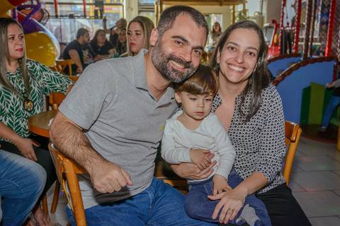 

kikarodrigues, fotografo, eventos, guarulhos, festa, infantil, aniversario, enrolados, rapunzel, buffet, moóca, criança, bebê, star kids, guarulhos, lilás, roxo, família, espontâneas'