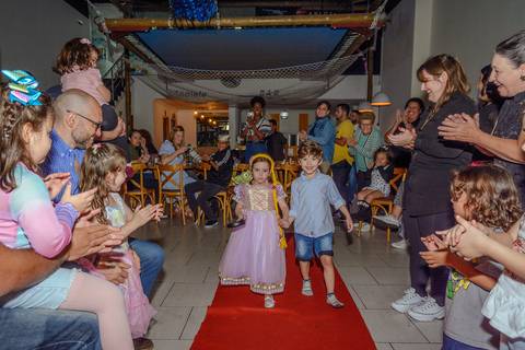 

kikarodrigues, fotografo, eventos, guarulhos, festa, infantil, aniversario, enrolados, rapunzel, buffet, moóca, criança, bebê, star kids, guarulhos, lilás, roxo, família, espontâneas'