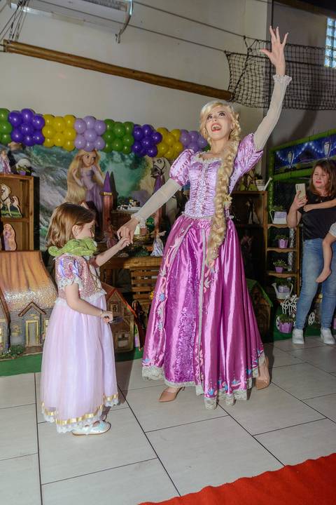 

kikarodrigues, fotografo, eventos, guarulhos, festa, infantil, aniversario, enrolados, rapunzel, buffet, moóca, criança, bebê, star kids, guarulhos, lilás, roxo, família, espontâneas'