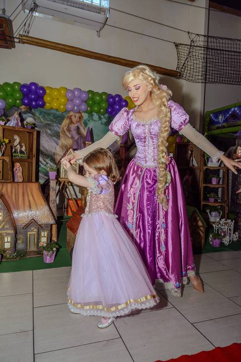 

kikarodrigues, fotografo, eventos, guarulhos, festa, infantil, aniversario, enrolados, rapunzel, buffet, moóca, criança, bebê, star kids, guarulhos, lilás, roxo, família, espontâneas'