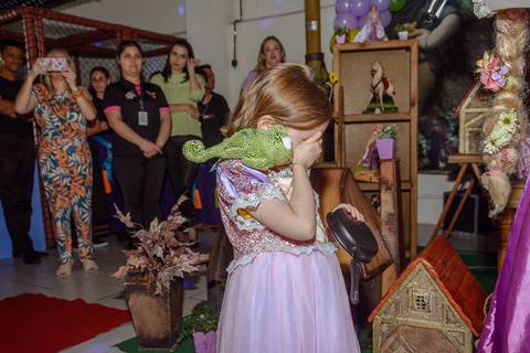 

kikarodrigues, fotografo, eventos, guarulhos, festa, infantil, aniversario, enrolados, rapunzel, buffet, moóca, criança, bebê, star kids, guarulhos, lilás, roxo, família, espontâneas'