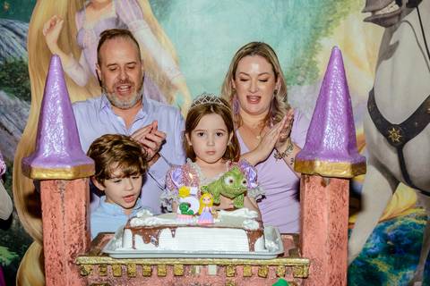 

kikarodrigues, fotografo, eventos, guarulhos, festa, infantil, aniversario, enrolados, rapunzel, buffet, moóca, criança, bebê, star kids, guarulhos, lilás, roxo, família, espontâneas'