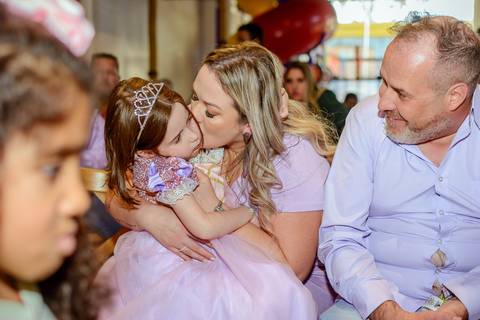 

kikarodrigues, fotografo, eventos, guarulhos, festa, infantil, aniversario, enrolados, rapunzel, buffet, moóca, criança, bebê, star kids, guarulhos, lilás, roxo, família, espontâneas'