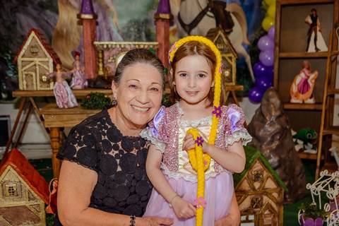 

kikarodrigues, fotografo, eventos, guarulhos, festa, infantil, aniversario, enrolados, rapunzel, buffet, moóca, criança, bebê, star kids, guarulhos, lilás, roxo, família, espontâneas'