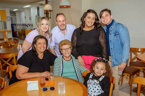 

kikarodrigues, fotografo, eventos, guarulhos, festa, infantil, aniversario, enrolados, rapunzel, buffet, moóca, criança, bebê, star kids, guarulhos, lilás, roxo, família, espontâneas'